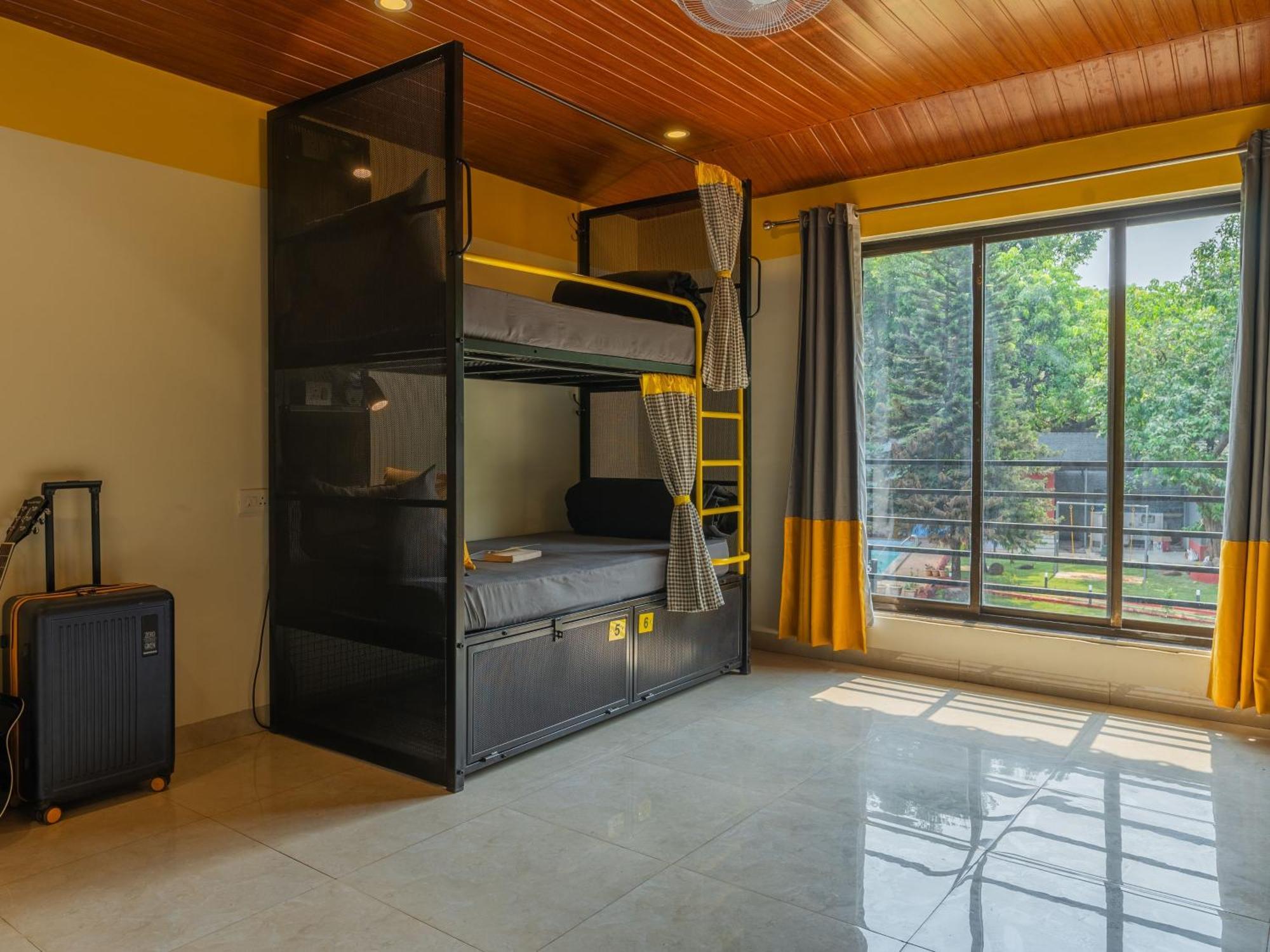 The Hosteller Lonavala, City Centre מראה חיצוני תמונה