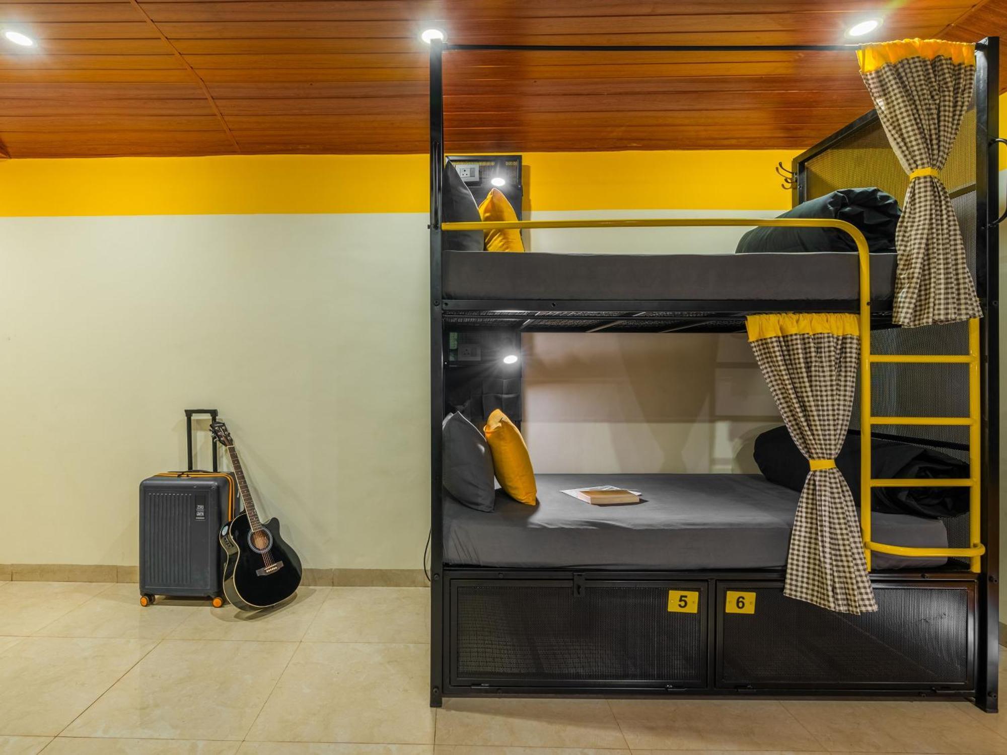 The Hosteller Lonavala, City Centre מראה חיצוני תמונה