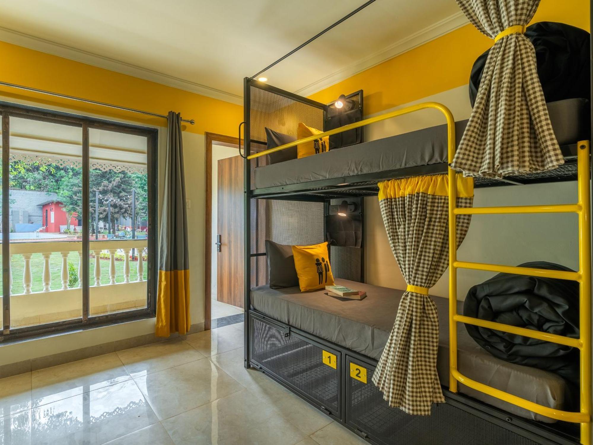 The Hosteller Lonavala, City Centre מראה חיצוני תמונה