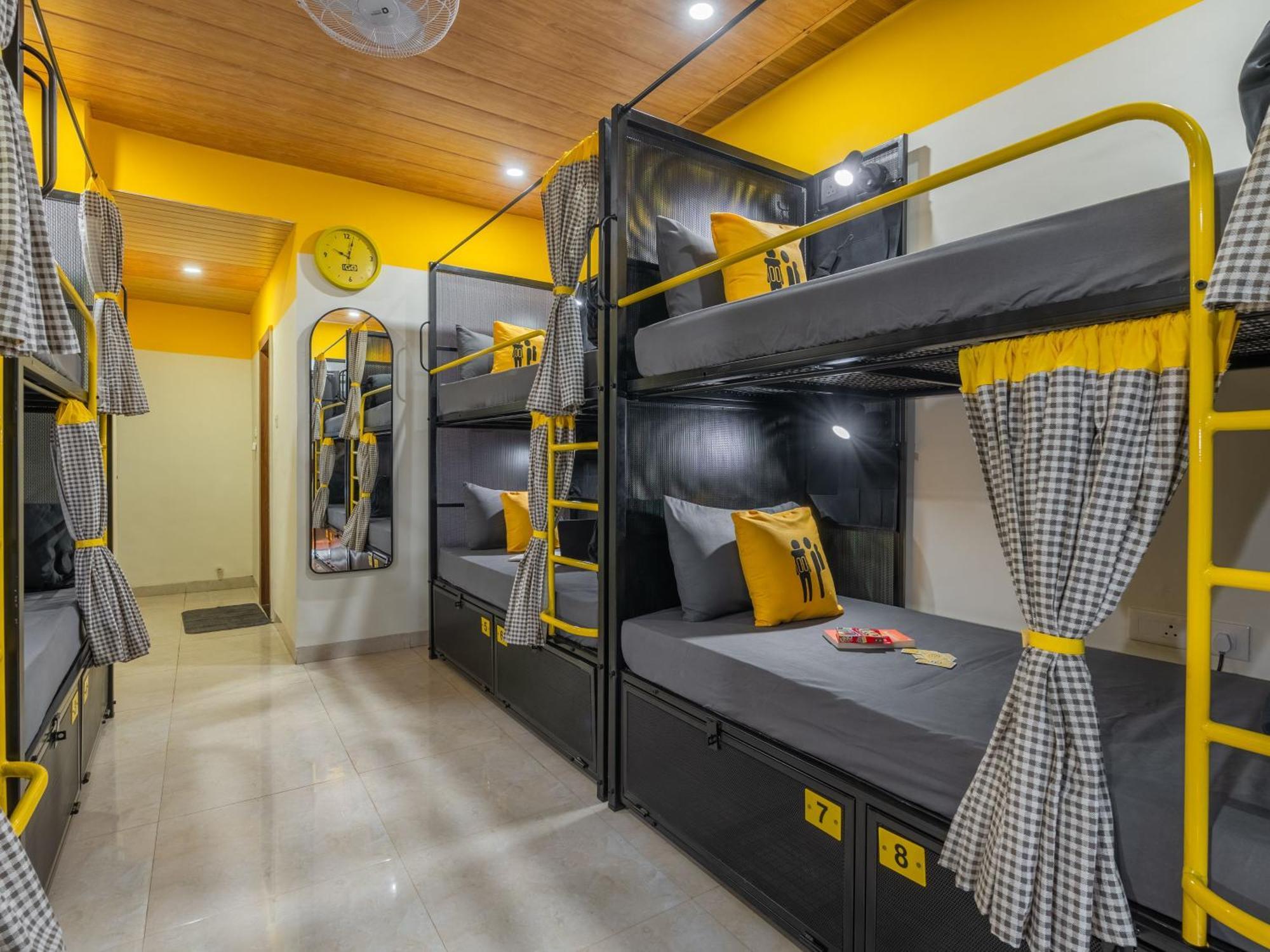 The Hosteller Lonavala, City Centre מראה חיצוני תמונה